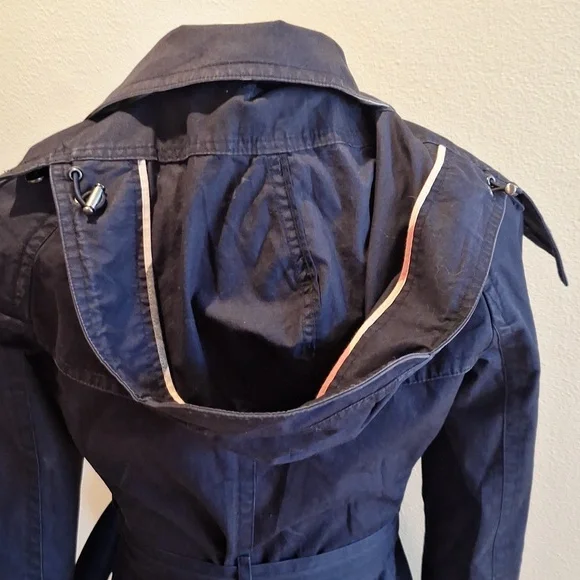 Spring Showers Brit Burberry Navy Double-Breasted Trench Coat Size 4 - Picture 3 of 13